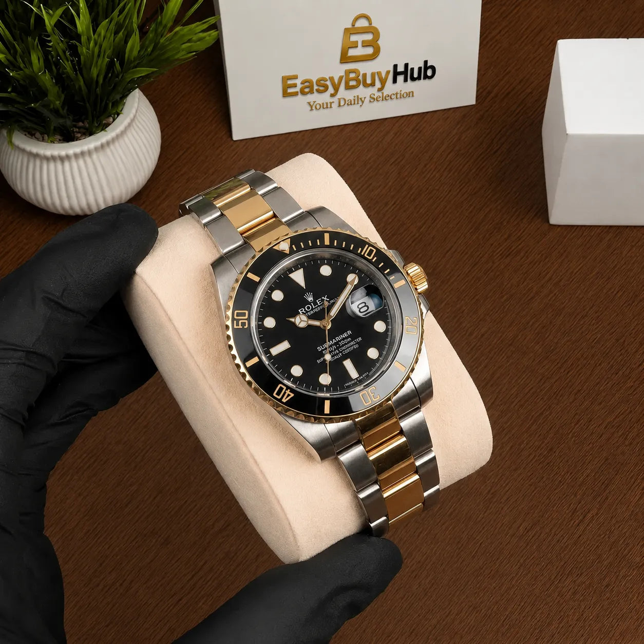 Luxury Two-Tone Men's Diver Watch – Black Dial, Gold & Silver Stainless Steel Bracelet